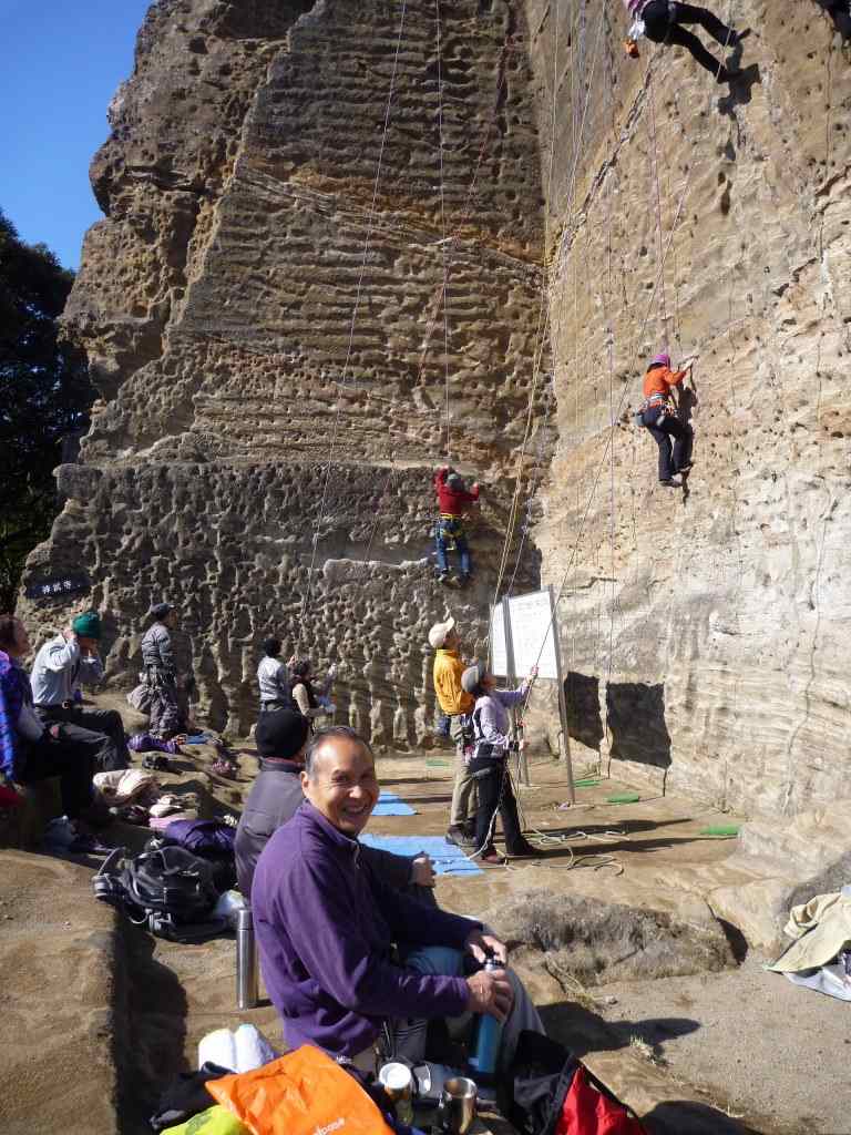 �����������̎R�����L�T