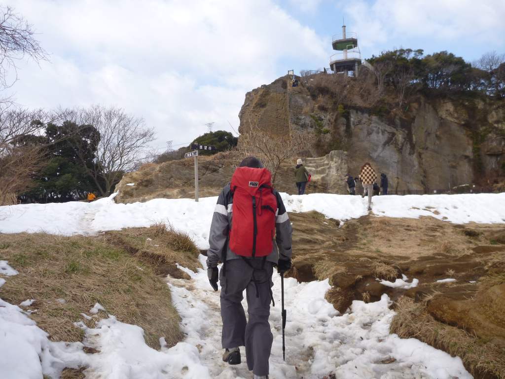 �����������̎R�����L�T