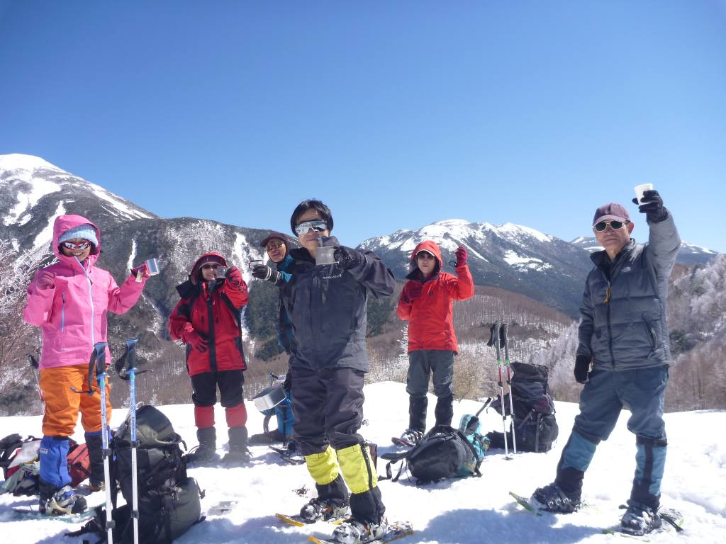 �����������̎R�����L�T