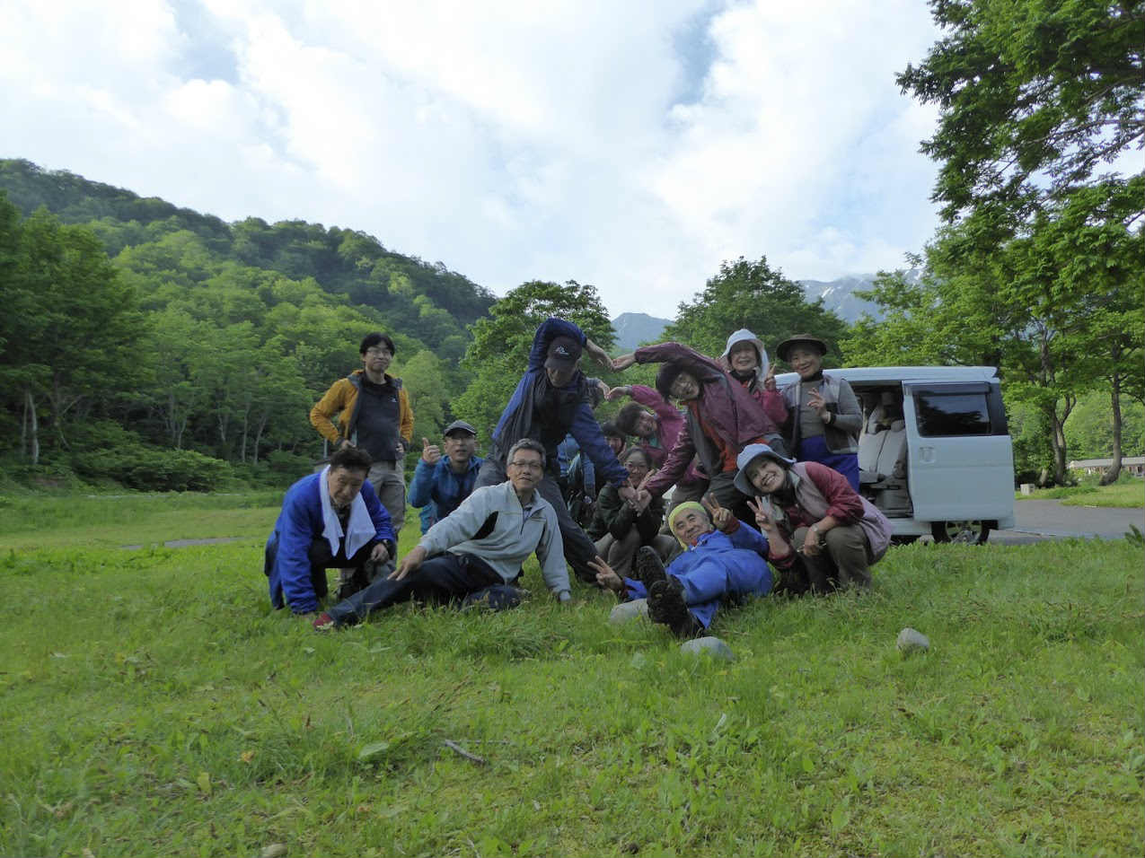 �����������̎R�����L�T