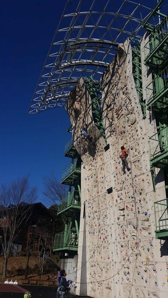 �����������̎R�����L�T