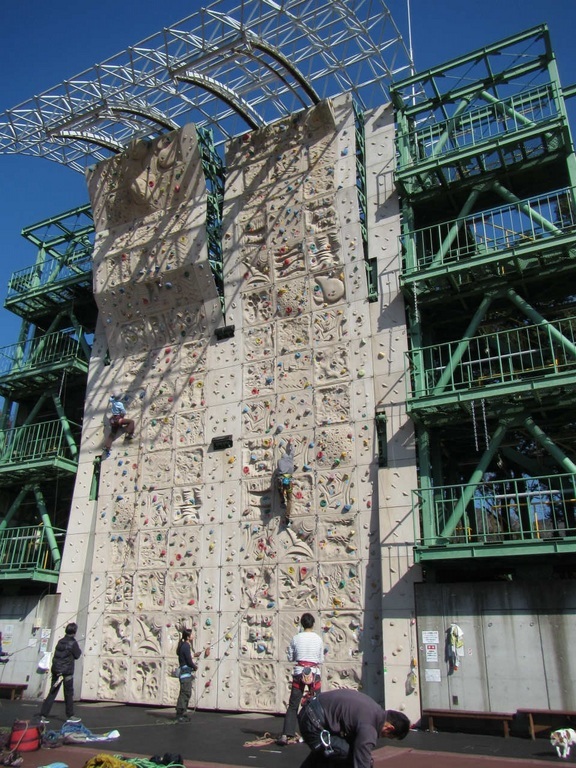 �����������̎R�����L�T