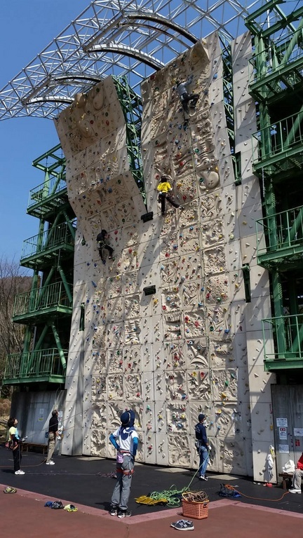 �����������̎R�����L�T