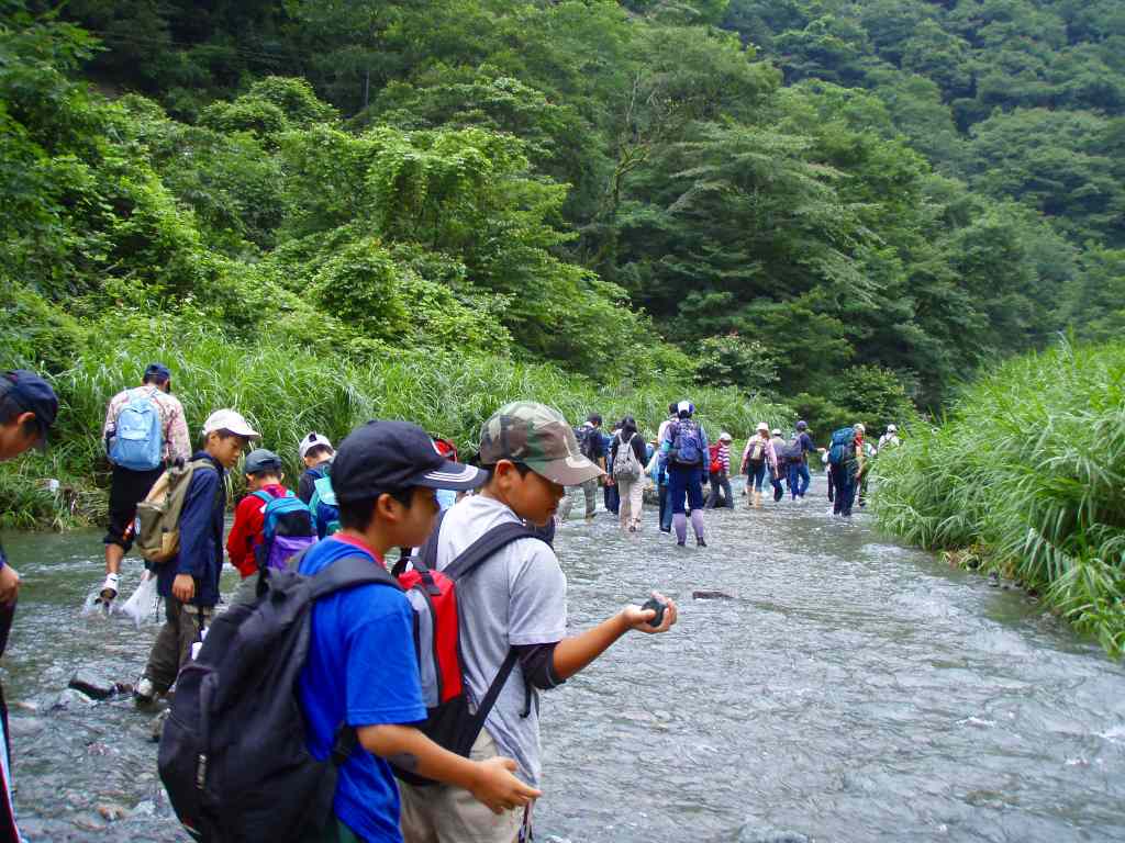 �����������̎R�����L�T