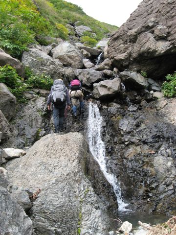 �����������̎R�����L�T