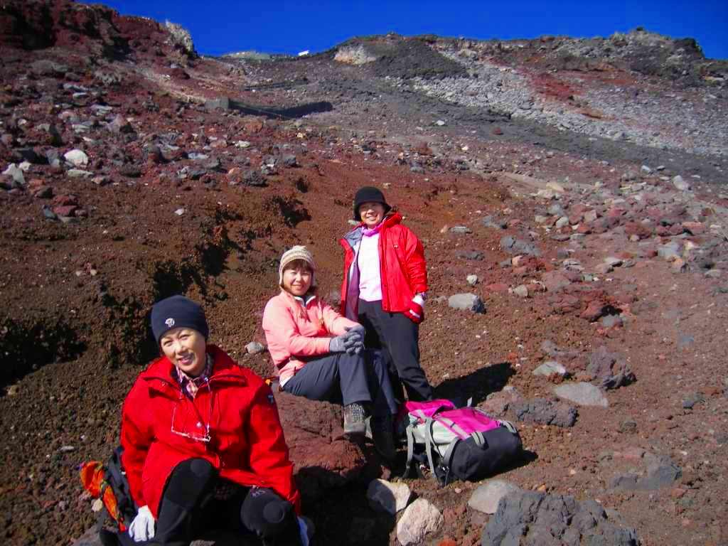 �����������̎R�����L�T