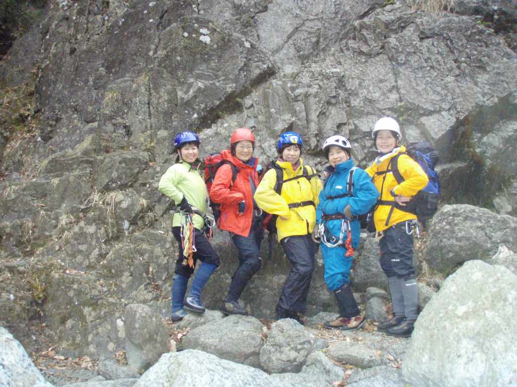 �����������̎R�����L�T