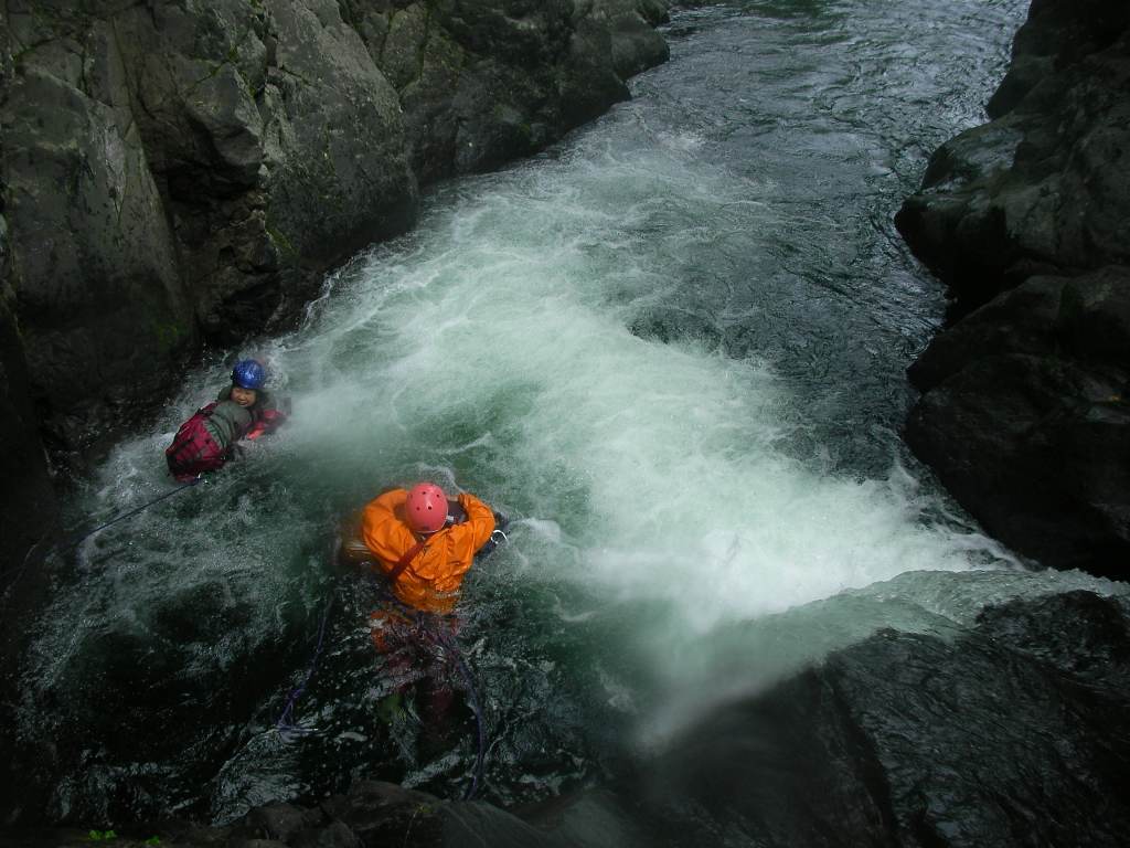 �����������̎R�����L�T