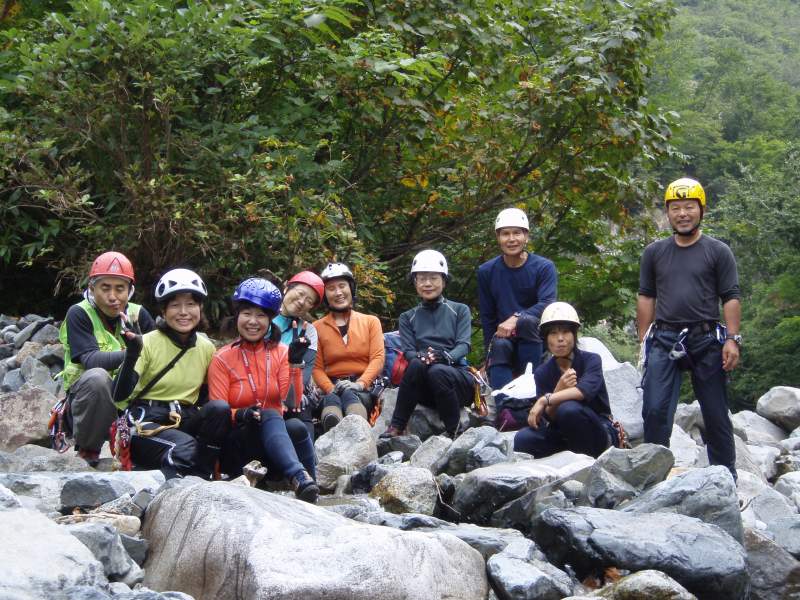 �����������̎R�����L�T