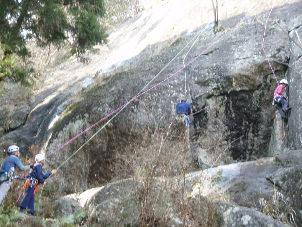 �����������̎R�����L�T