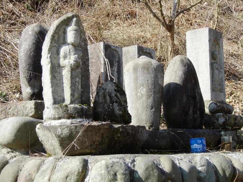 �����������̎R�����L�T