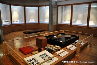 ��钬���y�����كm�[�g  Oiso Municipal Museum
