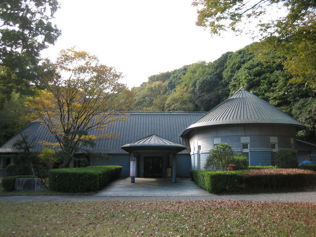 ��钬���y�����كm�[�g  Oiso Municipal Museum
