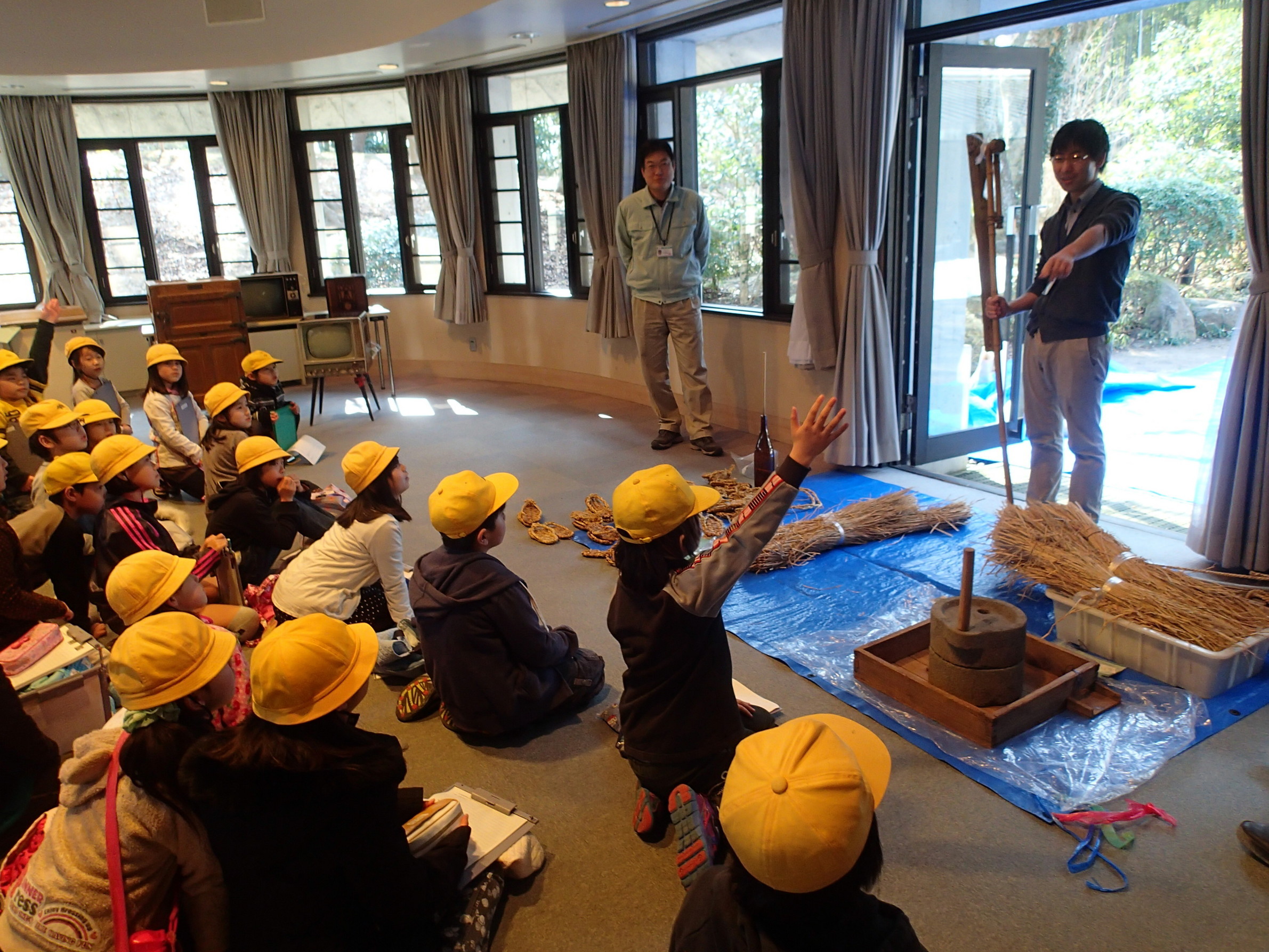 ��钬���y�����كm�[�g  Oiso Municipal Museum