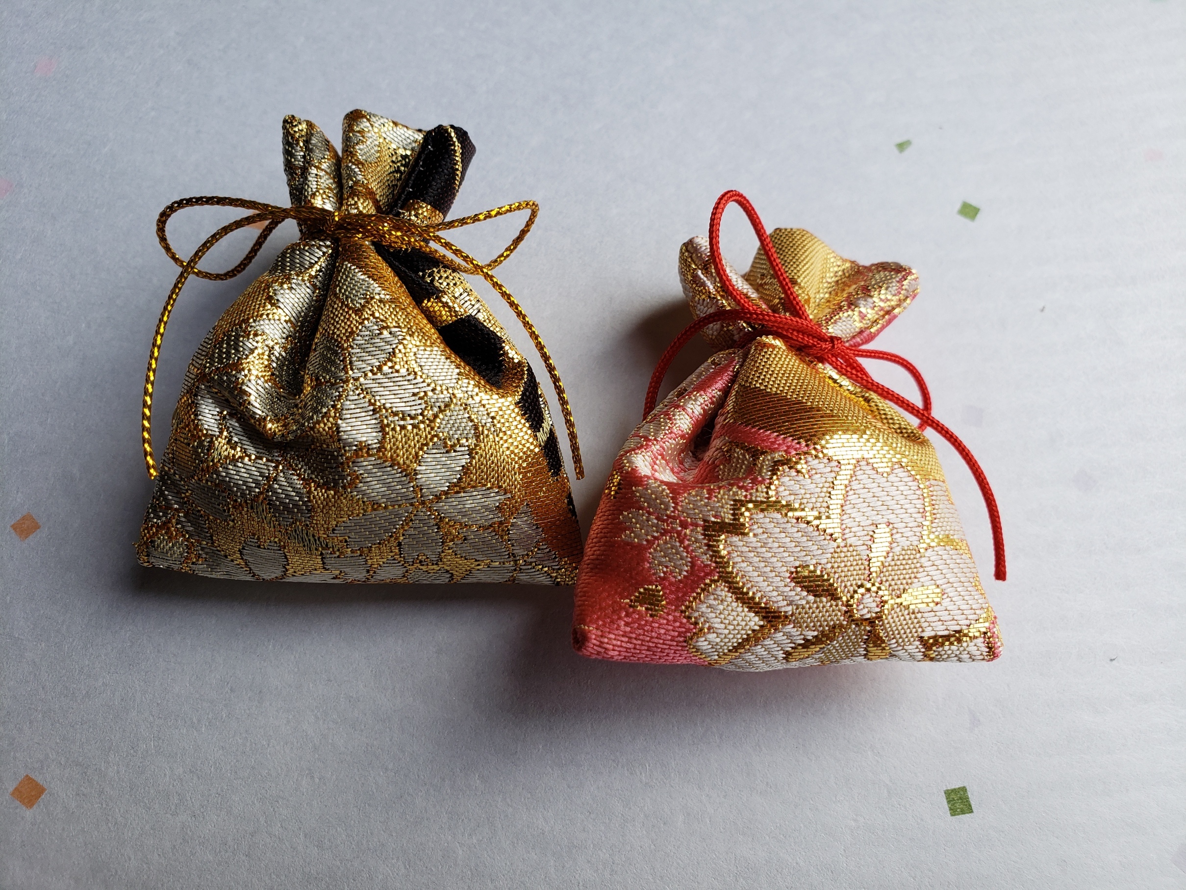 �����@������