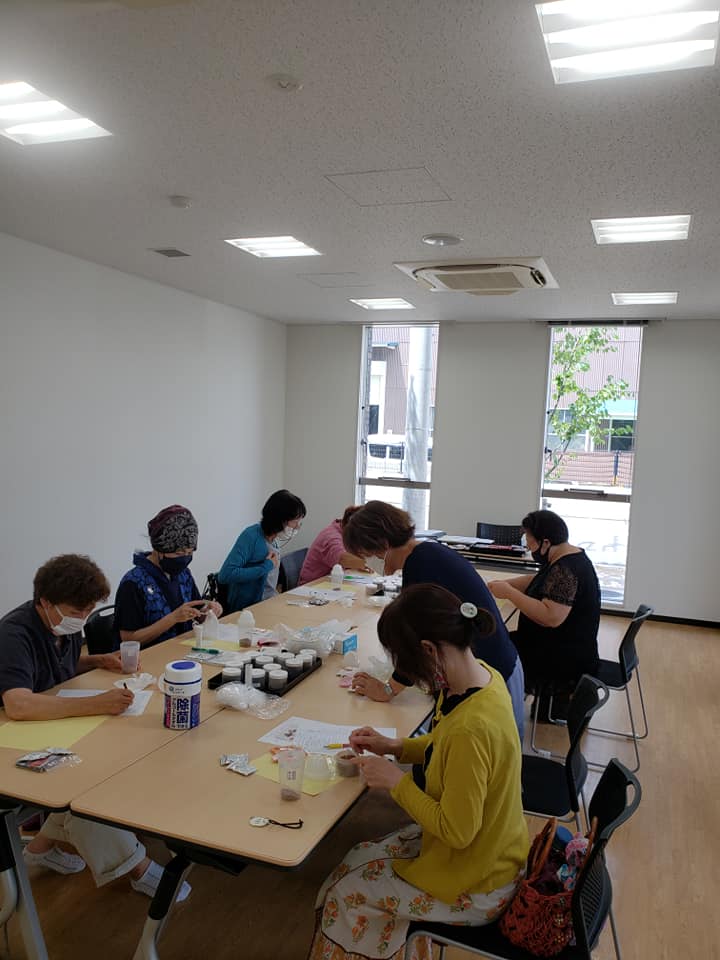 �����@������