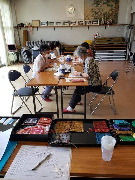 �����@������