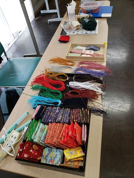 �����@������