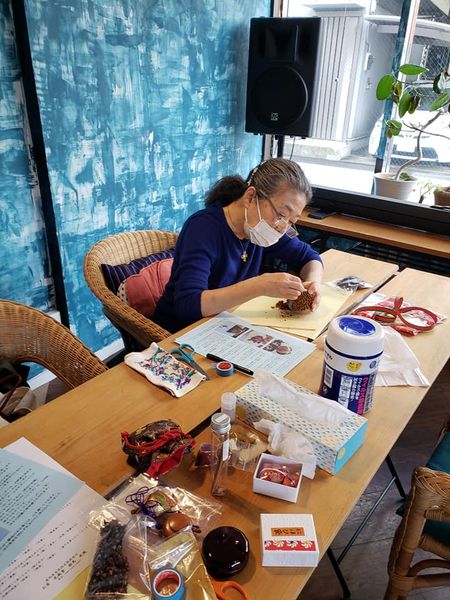 �����@������