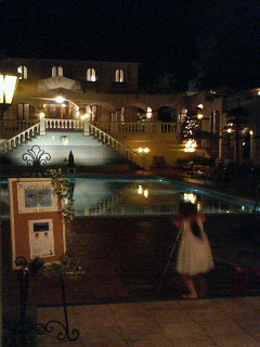   ���������L