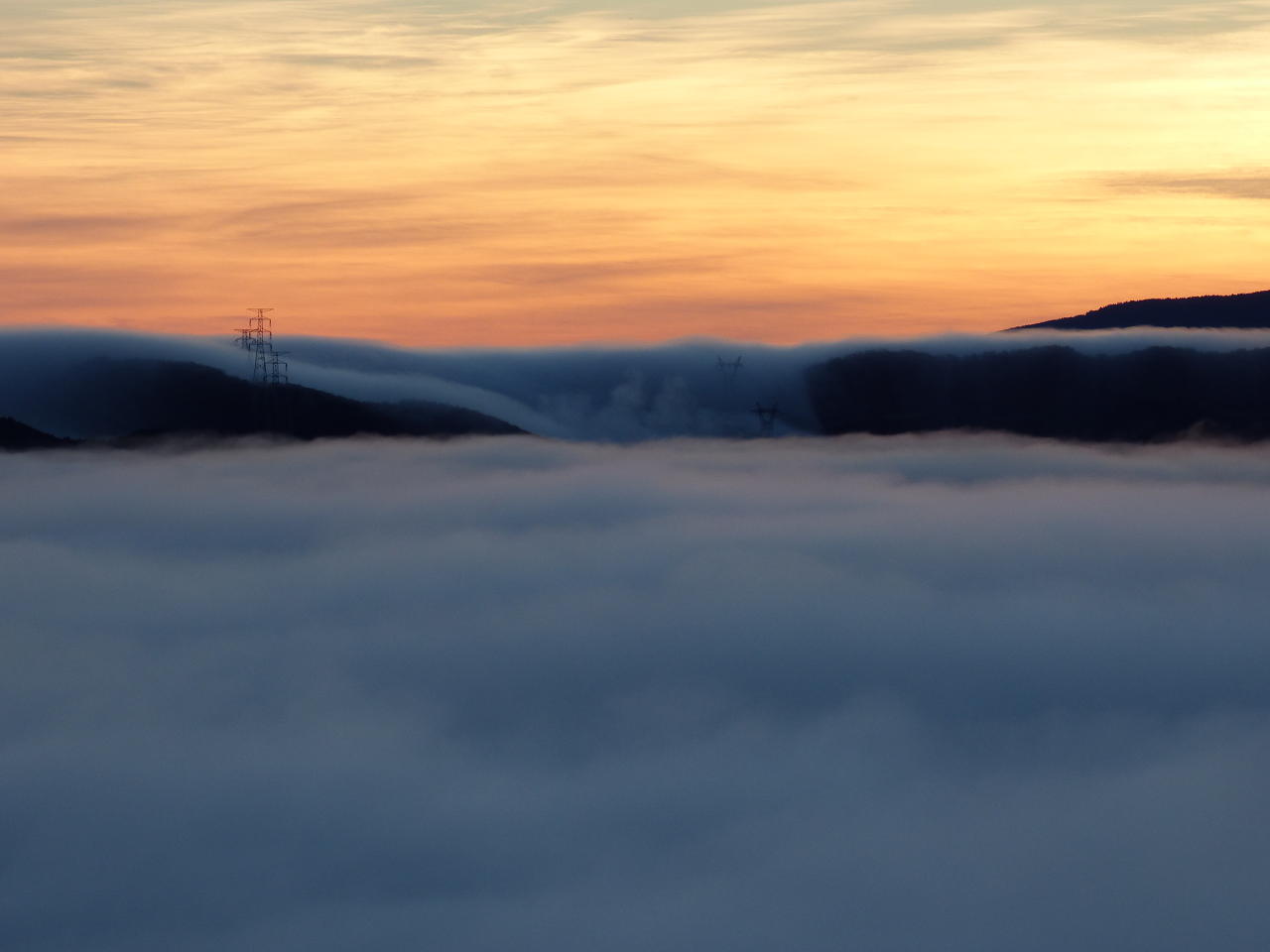 �X���[�N�ێR�̐��E