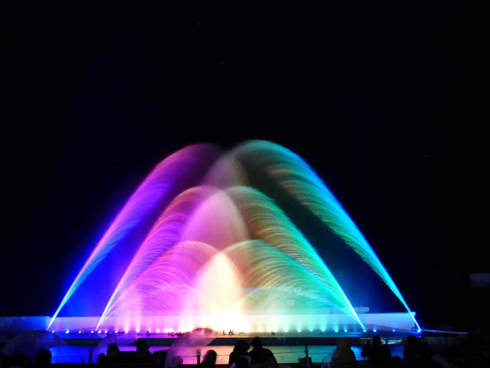 �X���[�N�ێR�̐��E