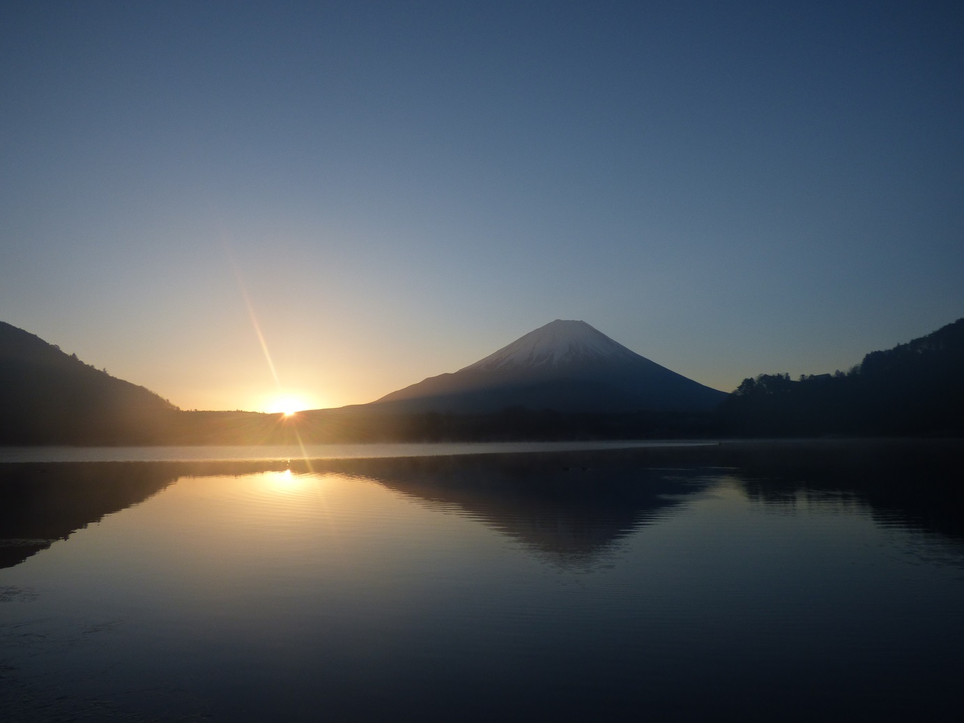 �X���[�N�ێR�̐��E