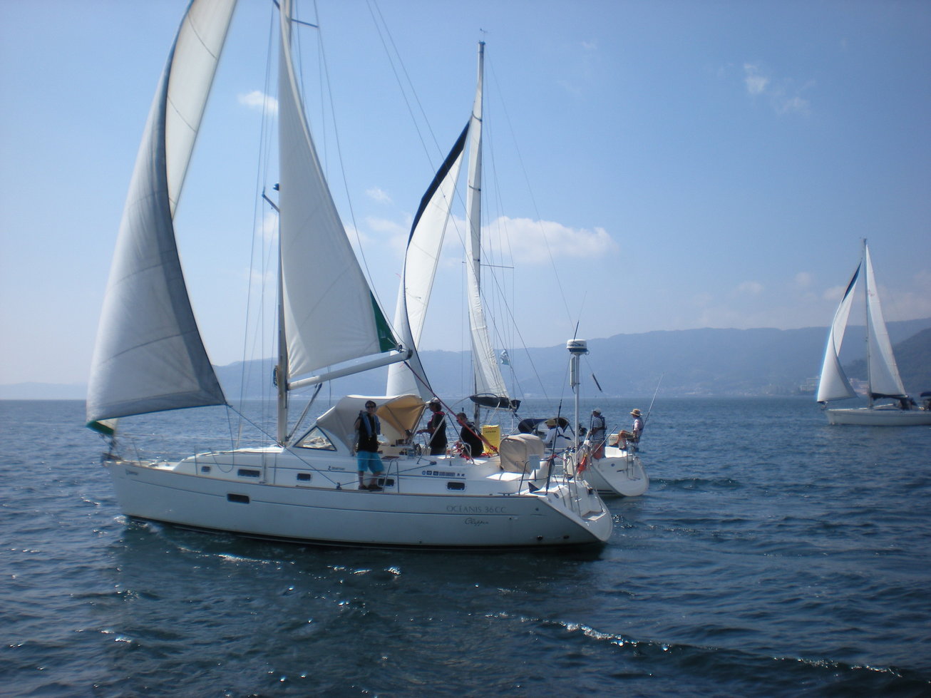 ���ˎs���b�g����EBA-NYU YACHT CLUB�E����