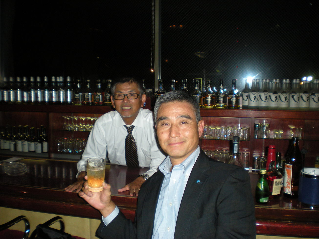 ���ˎs���b�g����EBA-NYU YACHT CLUB�E����