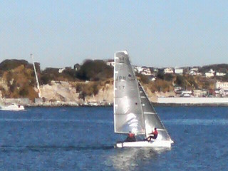 ���ˎs���b�g����EBA-NYU YACHT CLUB�E����