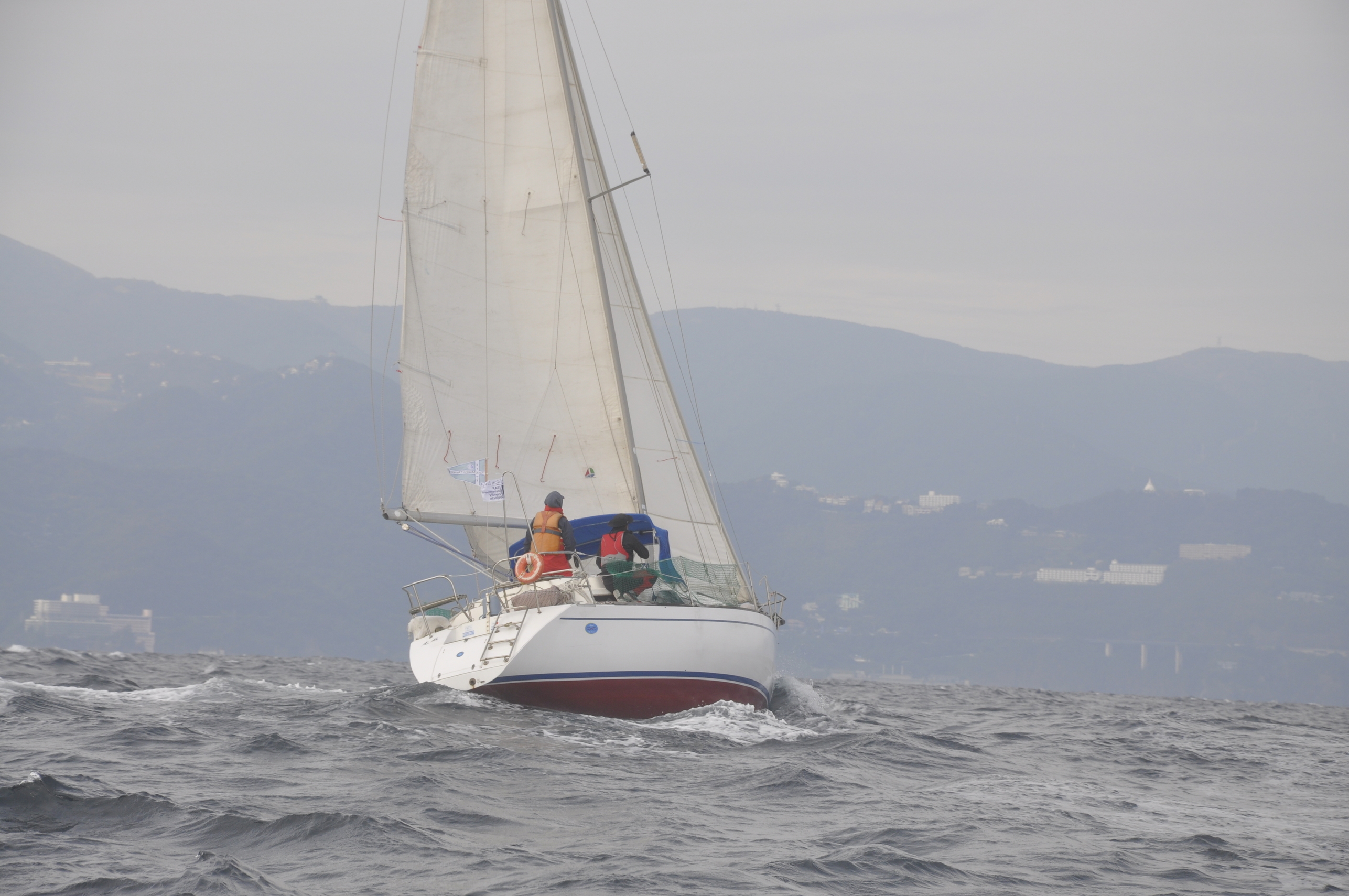 ���ˎs���b�g����EBA-NYU YACHT CLUB�E����