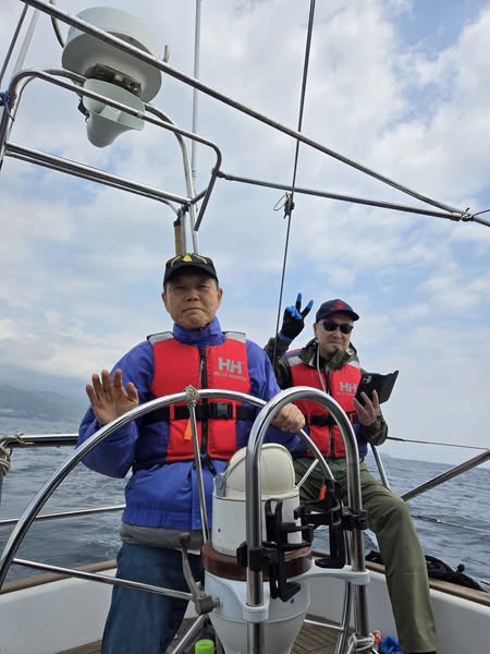 ˎsbgEBA-NYU YACHT CLUBE
