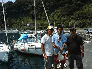 ���ˎs���b�g����EBA-NYU YACHT CLUB�E����