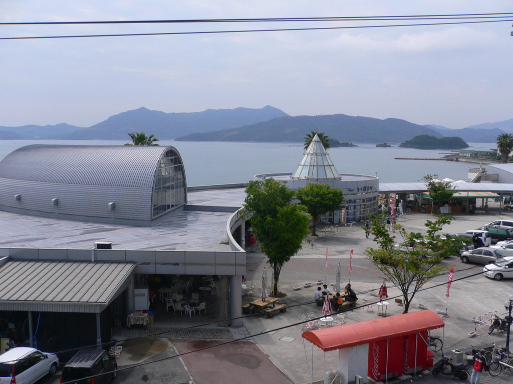 �������A��蓹�A�܂�蓹