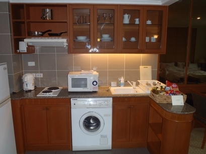 �������A��蓹�A�܂�蓹