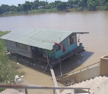 �������A��蓹�A�܂�蓹