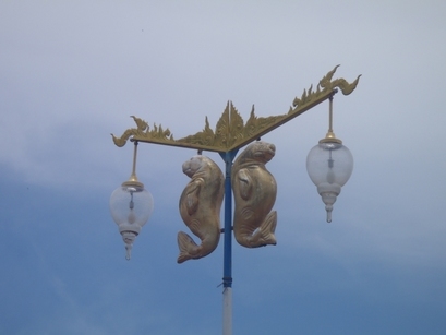 �������A��蓹�A�܂�蓹