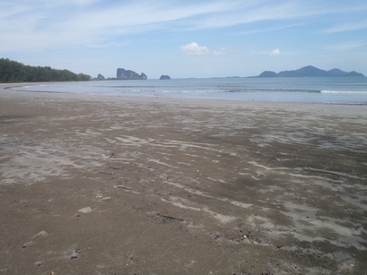 �������A��蓹�A�܂�蓹