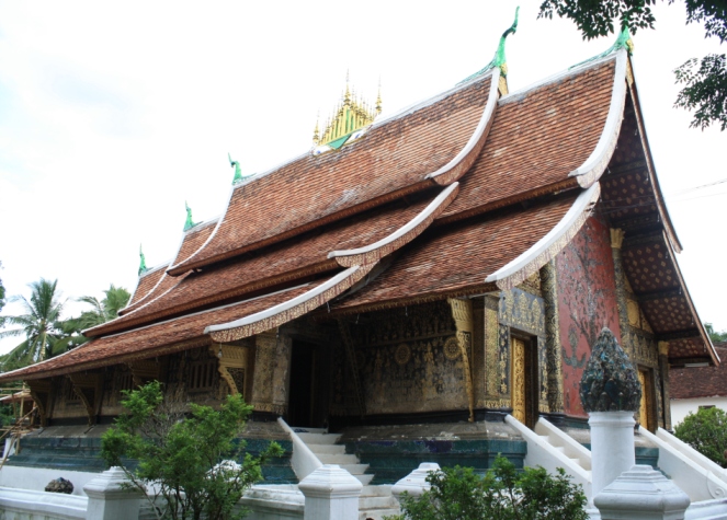 �������A��蓹�A�܂�蓹