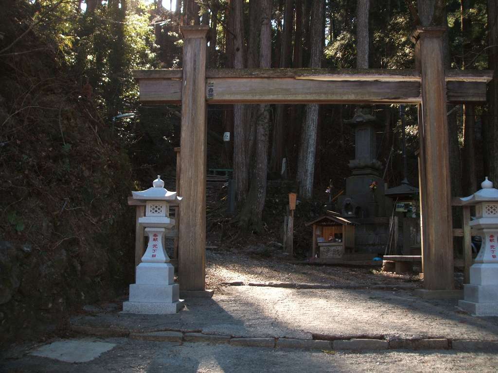 �m�d�s�R�x��h�g�`�k�t�h