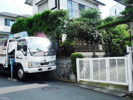 ��̎��Ȃ爤�Ή��@�Ó�̐A�؉��ł��B      �g�тO�X�O�|�X�P�O�O�|�Q�R�S�S