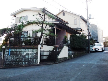 ��̎��Ȃ爤�Ή��@�Ó�̐A�؉��ł��B      �g�тO�X�O�|�X�P�O�O�|�Q�R�S�S