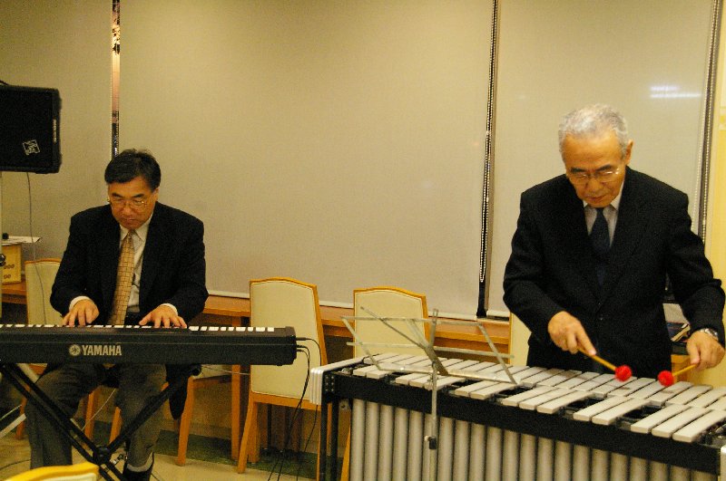 �V���N�}�y�c at Home