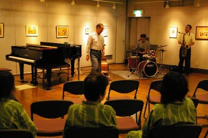 �V���N�}�y�c at Home