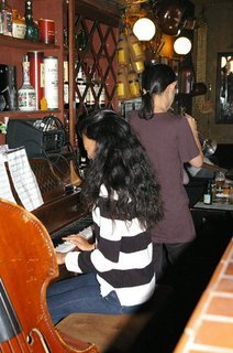 �V���N�}�y�c at Home