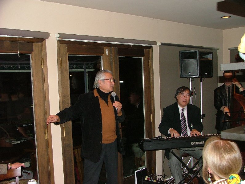 �V���N�}�y�c at Home