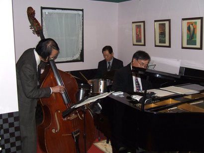 �V���N�}�y�c at Home