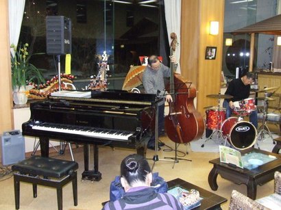 �V���N�}�y�c at Home