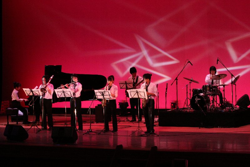 �V���N�}�y�c at Home