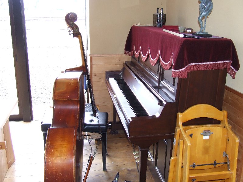 �V���N�}�y�c at Home